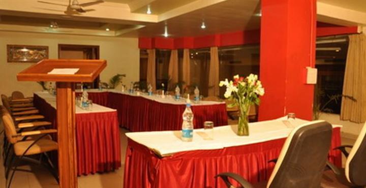 Fabhotel Prestige Princess Jabalpur Exterior photo